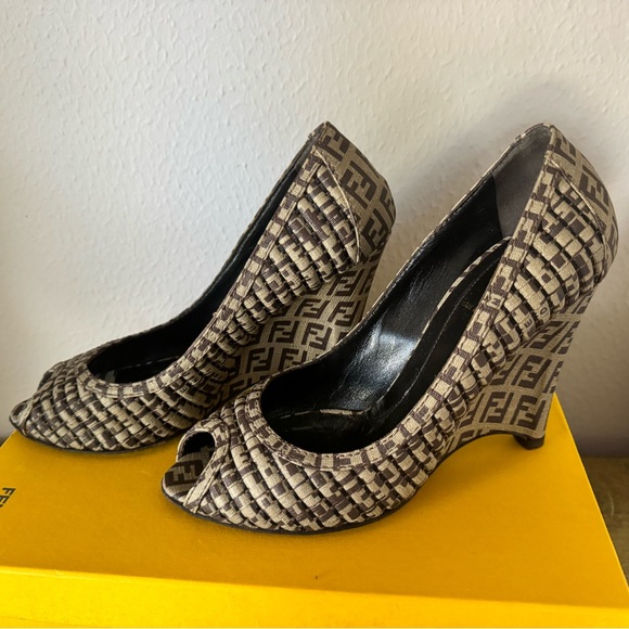 Fendi FF Zucchino Logo Wedges (Like New worn once perfect condition w box) Sz 8 - Picture 5 of 5
